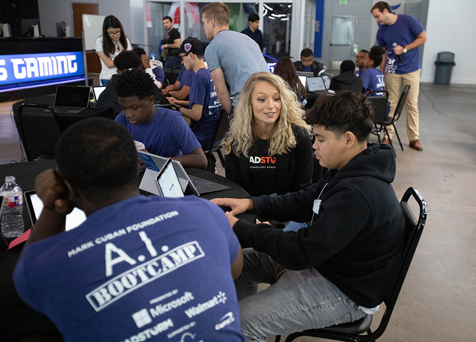 Birmingham Selected as Host City for AI Bootcamp, No Code Startup Raises $33 Million, Austin Startup Connects Construction and Technology